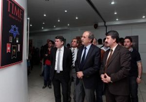 GSF'de mezuniyet sergisi